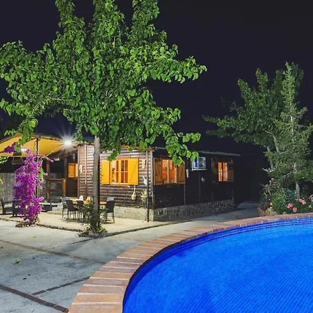 Cubo's Family Rosa Del Zangano 12 Pax Alhaurin Vakantiehuis Alhaurín el Grande